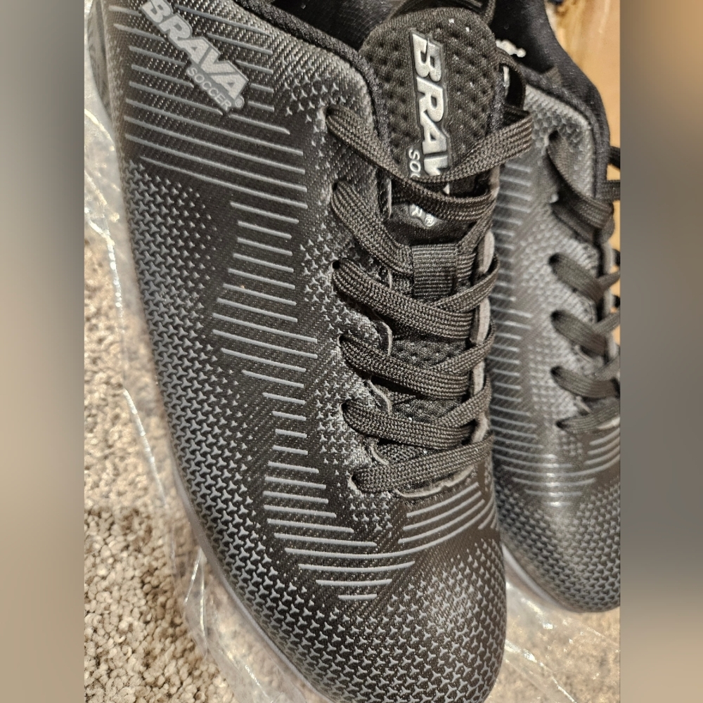 BRAVA Black Men's Athletic Socks - Picture 3 of 3